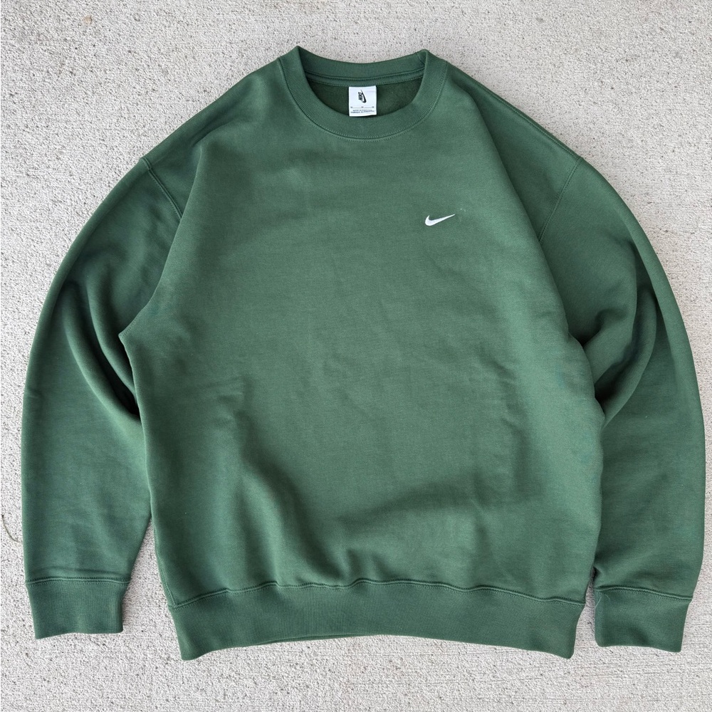 SOLD ELSEWHERE- Nike Men's Sweatshirt - Forest Green - Mens Size Medium